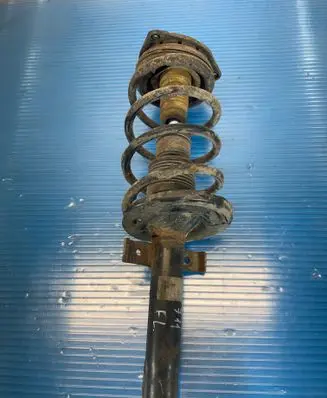 Renault Scenic II - Grand scenic II Front shock absorber with coil spring