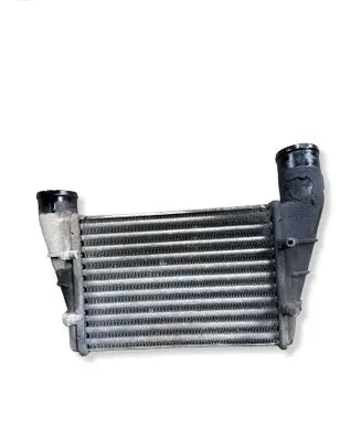 Volkswagen PASSAT B5 Intercooler air channel guide 