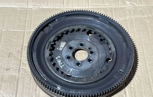 Volkswagen Touran III Flywheel 03L105266ED 081117 0012413