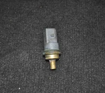 Volkswagen Golf V Oil temperature sensor 06A919501
