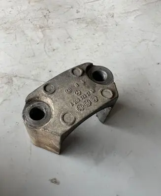 Mercedes-Benz C W203 Sway bar bush bracket, front A2033232740