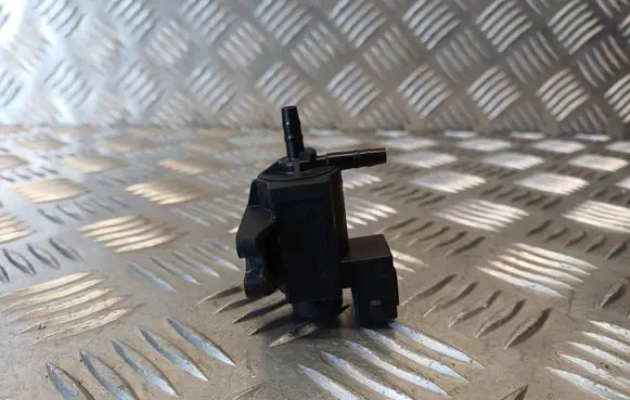 Opel Zafira B Turbo solenoid valve 8972882491 70246100