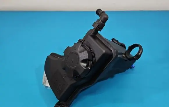 BMW 1 E81 E87 Coolant expansion tank/reservoir 7810592 IMPRK1555310