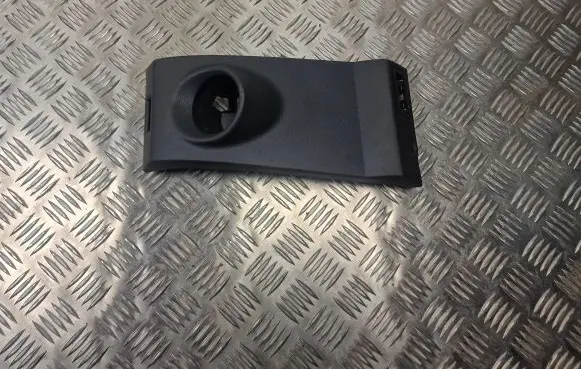 Dashboard lower bottom trim panel