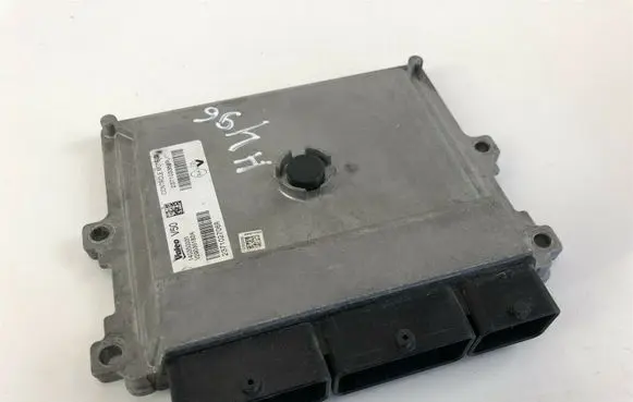Renault Captur Other control units/modules 237103368R H496