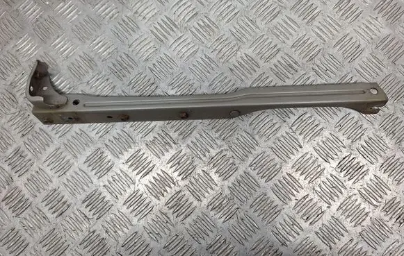 Radiator support slam panel bracket