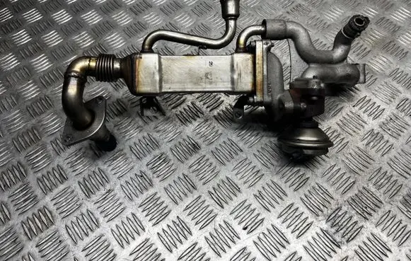 Audi A8 S8 D3 4E EGR valve cooler 057131635 057981223 033164490
