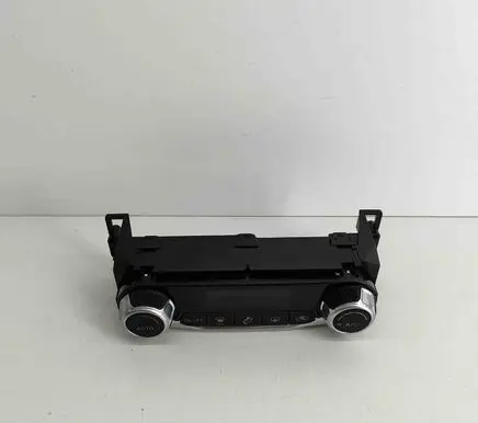 Nissan Juke II F16 Interior fan control switch 275005FA5A