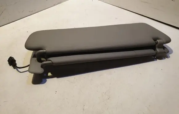 Volkswagen Touareg I Sun visor 7L6857551AQ
