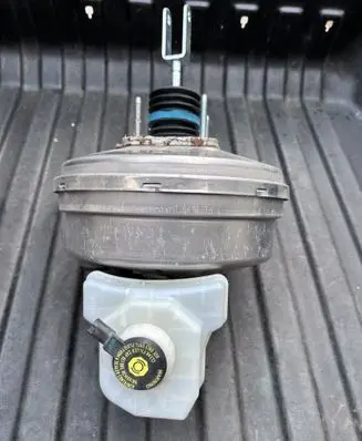 Land Rover Discovery 5 Brake booster HPLA2B195AB HPLA2B195 32669621