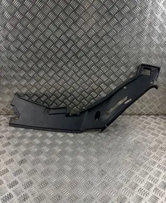 Mercedes-Benz R AMG W251 Engine bonnet/hood lock trim molding A2518840174