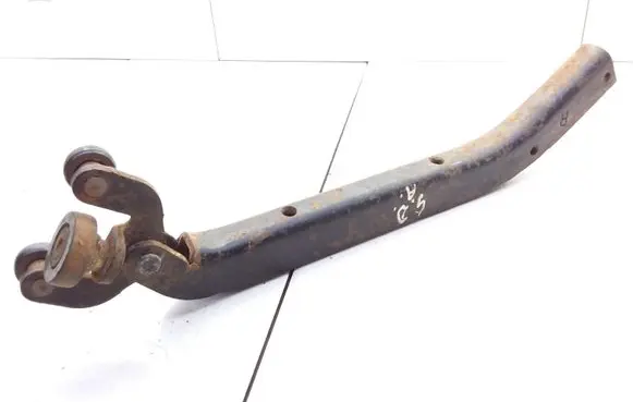 Opel Sintra Sliding door lower roller guide/hinge 8168A78