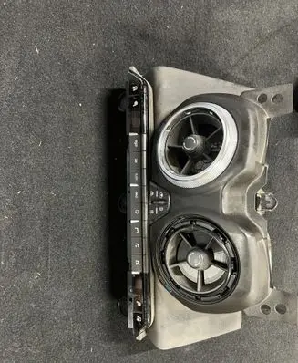 Chevrolet Camaro Climate control/heater control trim 84078980