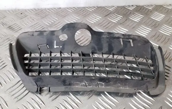 Volkswagen Golf III Front bumper lower grill 1H6853665 1H6853665A