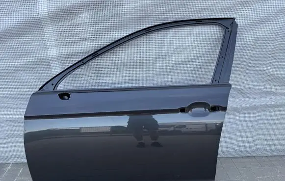 Volkswagen PASSAT B8 Front door 3G0831311L