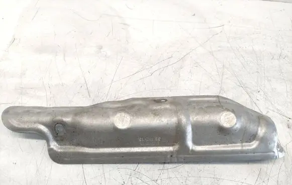 BMW 1 F20 F21 Exhaust heat shield 8513648 38RNZ15