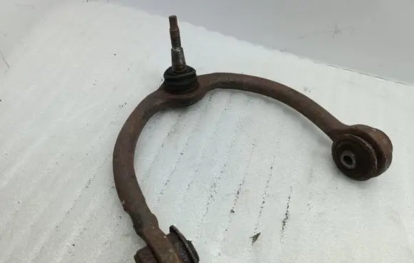 Jeep Grand Cherokee (WK) Front upper control arm/wishbone 