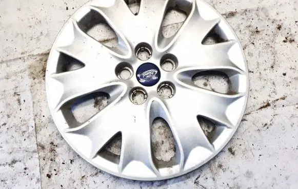 Ford C-MAX II R16 wheel hub/cap/trim ds7c1130axa 500011915111