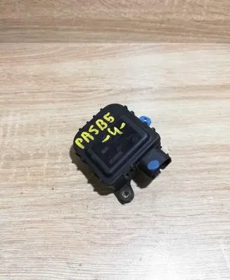 Skoda Superb B5 (3U) Air flap motor/actuator 0132801215