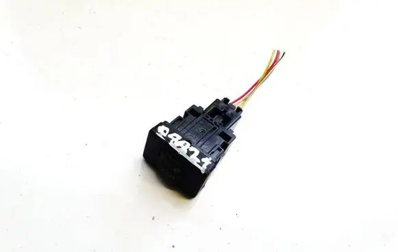 Toyota Urban Cruiser (XP110) Headlight level height control switch 134159