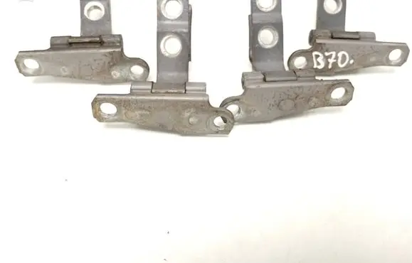 Rear door hinge set