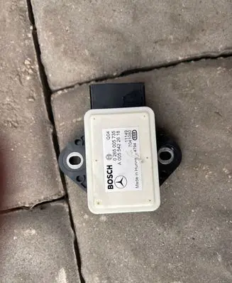 Mercedes-Benz CLS C218 X218 ABS wheel speed sensor A0055422618