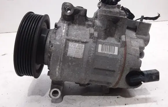 Volkswagen PASSAT B7 Air conditioning (A/C) compressor (pump) 1K0820859T