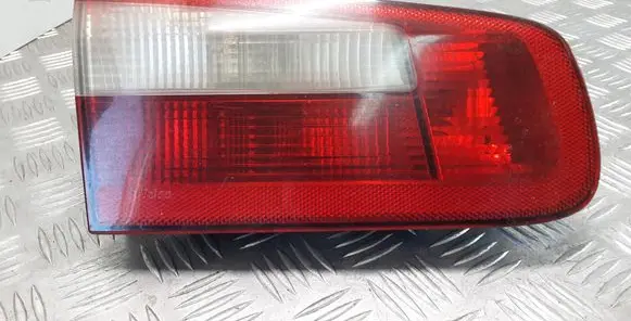 Renault Laguna II Tailgate rear/tail lights 8200002475