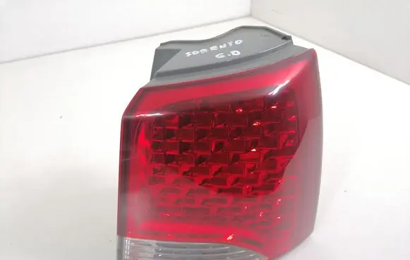 KIA Sorento Rear/tail lights