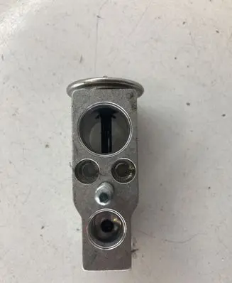 Audi Q5 SQ5 Air conditioning (A/C) expansion valve GG093001 52429390