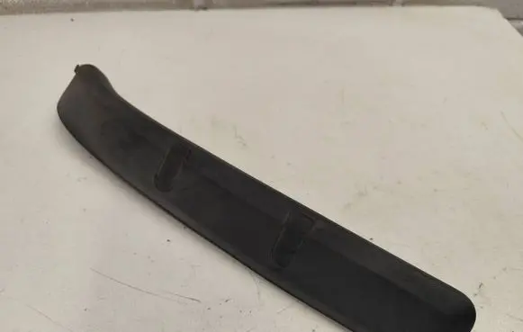 Volkswagen Touareg I Tailgate/trunk side cover trim 7L6971341AA