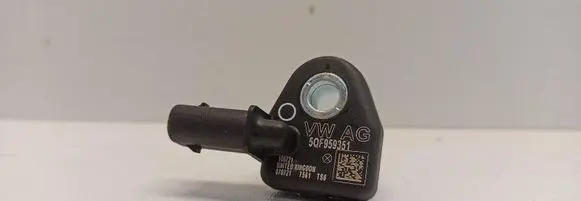 Seat Arona Airbag deployment crash/impact sensor 5QF959361