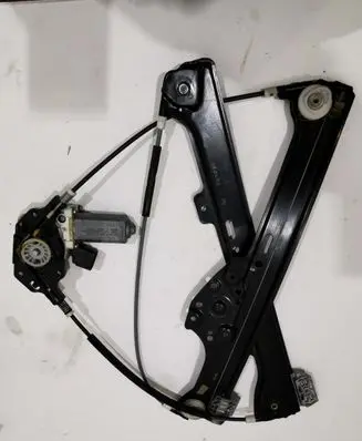 BMW 5 E60 E61 Front door window regulator with motor 6922267