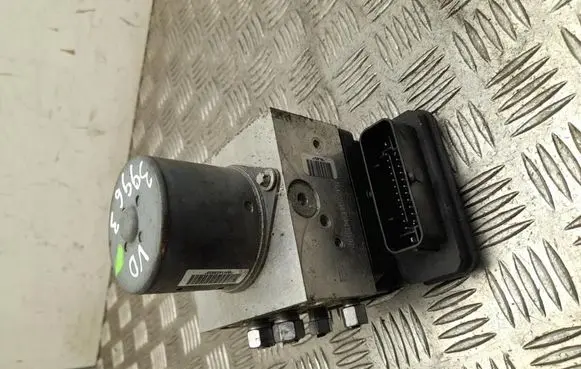 Jeep Grand Cherokee ABS Pump 68336276AB