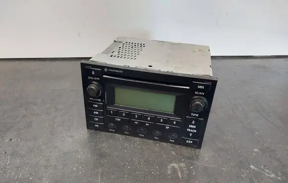 Volkswagen Sharan Radio/CD/DVD/GPS head unit 3B7035195B