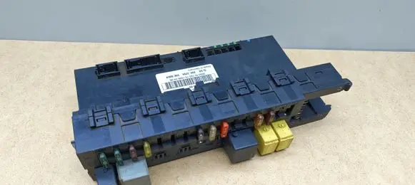 Mercedes-Benz CLK A209 C209 SAM control unit 2095451501