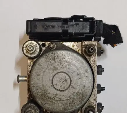 Opel Corsa D ABS Pump 0265232238 13277812 0265800422