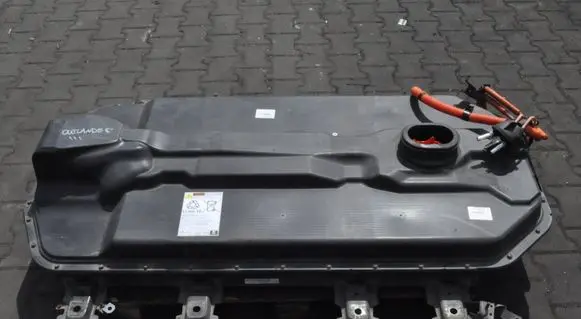 Mitsubishi Outlander Hybrid / electric car battery 9450A031