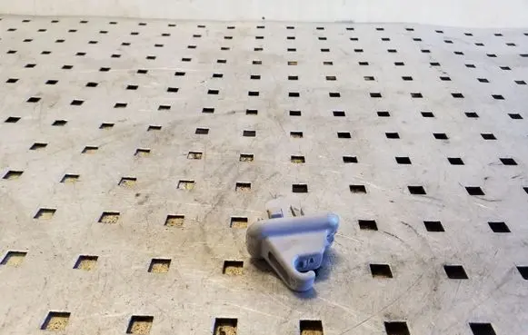 Sun visor clip/hook/bracket