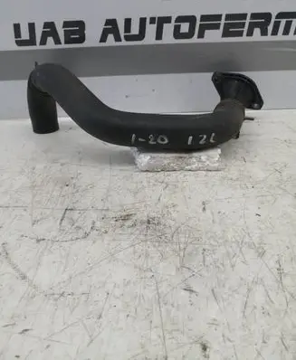 Engine coolant pipe/hose