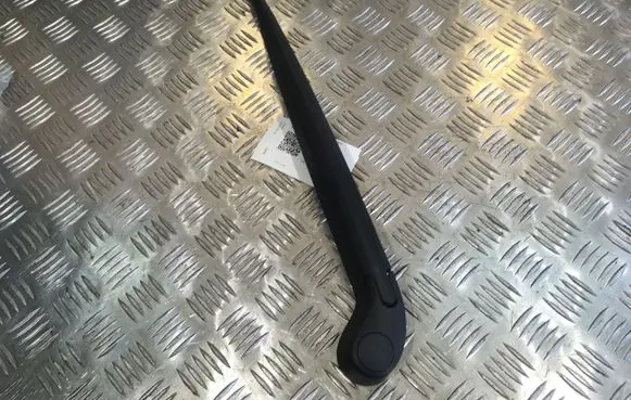 Volvo XC60 Rear wiper blade 30753533