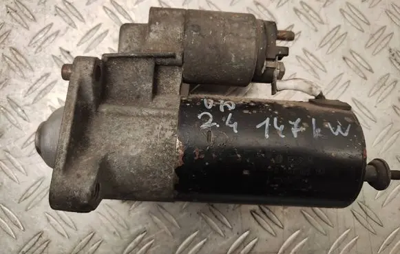 Volvo V70 Starter motor 0001108166 0202081102
