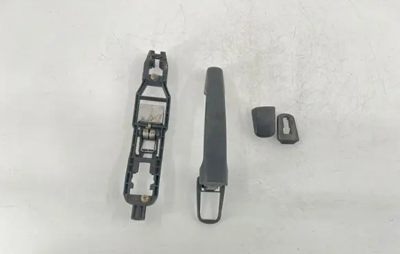 Mercedes-Benz ML W163 Rear door exterior handle 