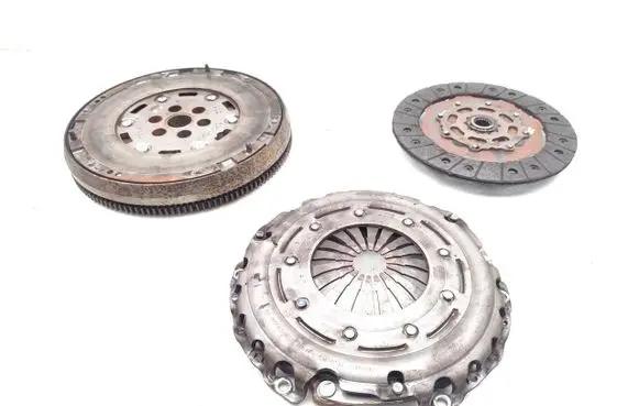 Citroen DS3 Clutch set kit 9846803480