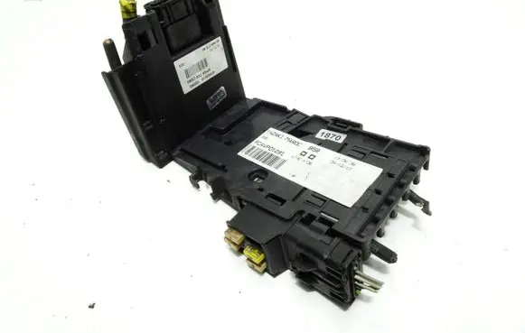Peugeot 3008 I Fuse module 28236841 28257533 01599167