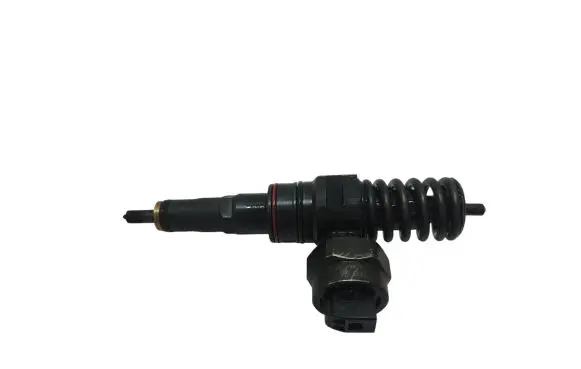 Skoda Fabia Mk1 (6Y) Fuel injector 038130073J 0414720015