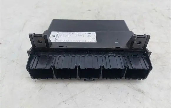 Ford Fiesta Central body control module 6S6T15K600AF