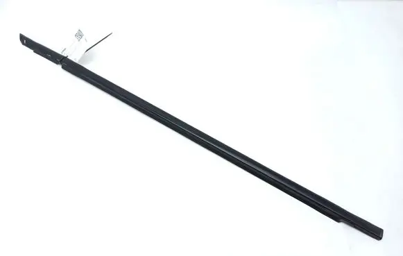 Jaguar XJ X308 Rubber seal front door window/glass 