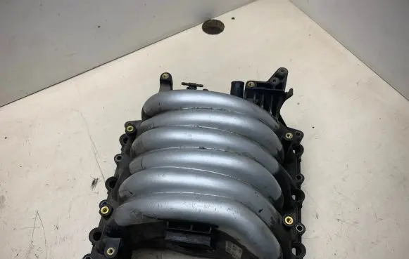 Audi A6 S6 C5 4B Intake manifold 078133223S 2900303789
