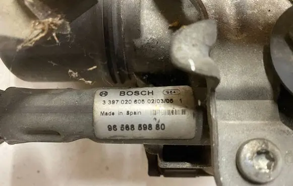 Peugeot 407 Wiper motor 3397020605